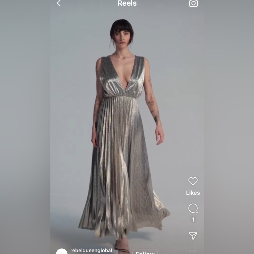 Rebelqueen beautiful gold dress. Size small. Made and purchased in Italy